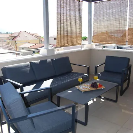 Appartement Stonehouse Dora *