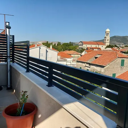 Stonehouse Dora Appartement *