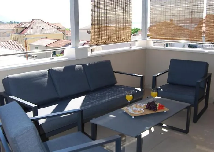 아파트 Stonehouse Dora *